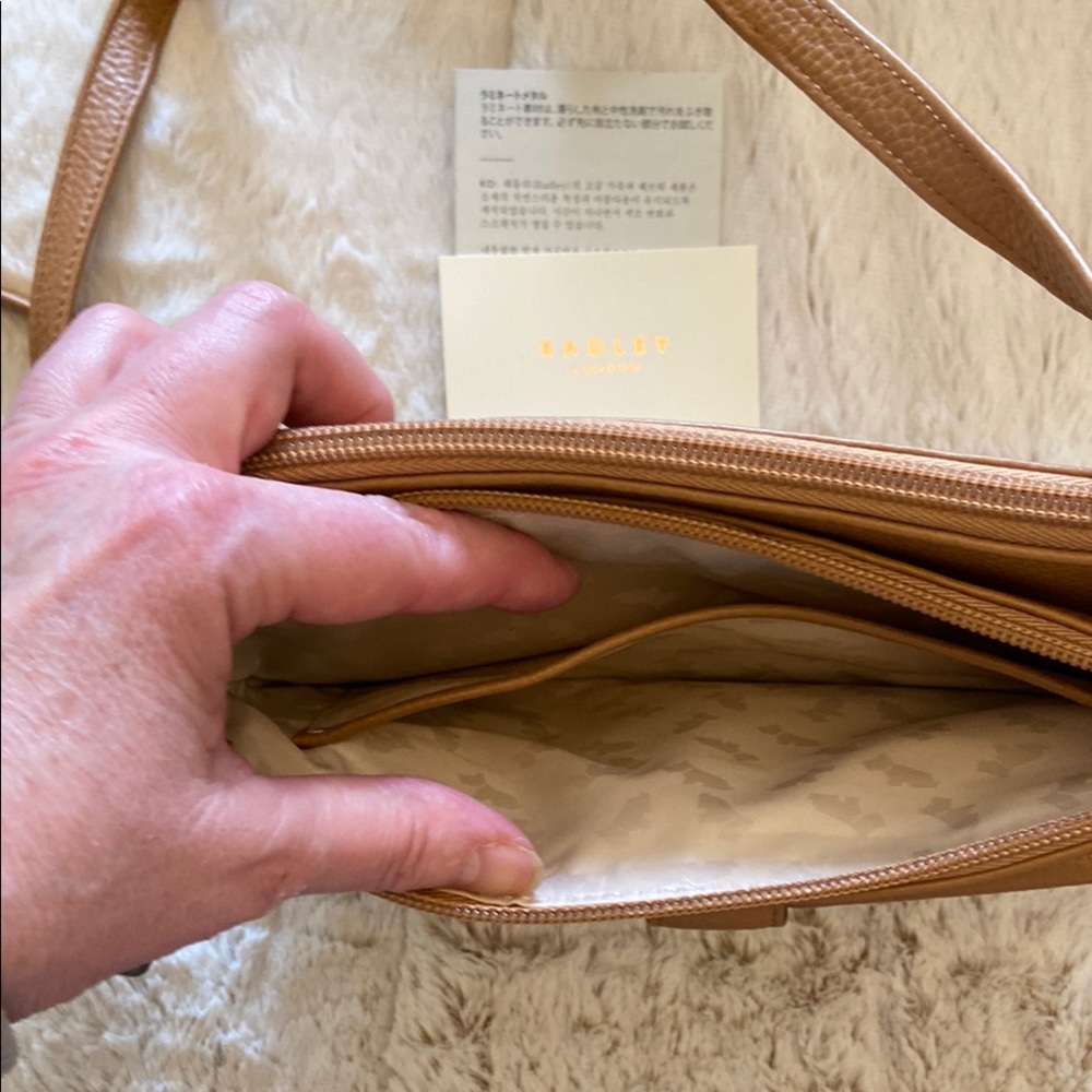 RADLEY LONDON Foresters Drive Small Caramel Crossbody Bag with Flap Closure - Picture 7 of 12